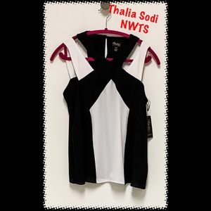 NWTS*Thalia Sodi* Exquisite Shell Top*